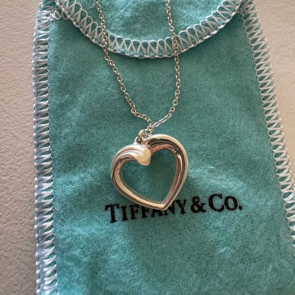 Tiffany & Co. Open heart Necklace - Picture 2 of 4